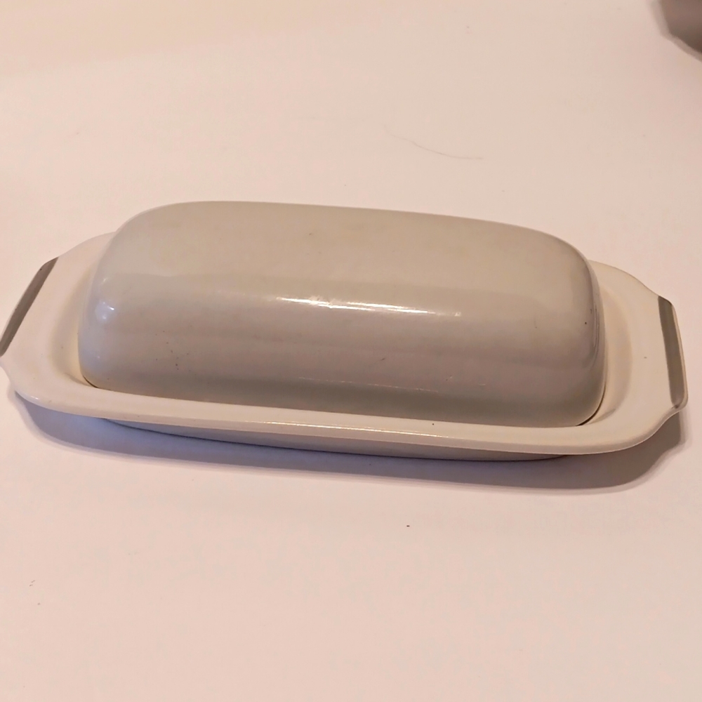 Vintage Sweet Flowers Collection Stoneware Covered Butter Dish